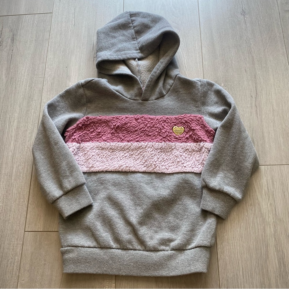 Sweater Bundle - Picture 5 of 7